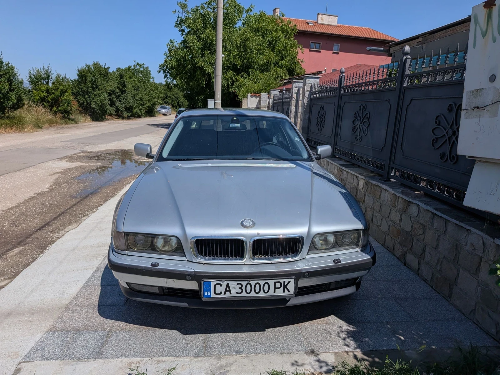 BMW 740, снимка 2 - Автомобили и джипове - 55106046