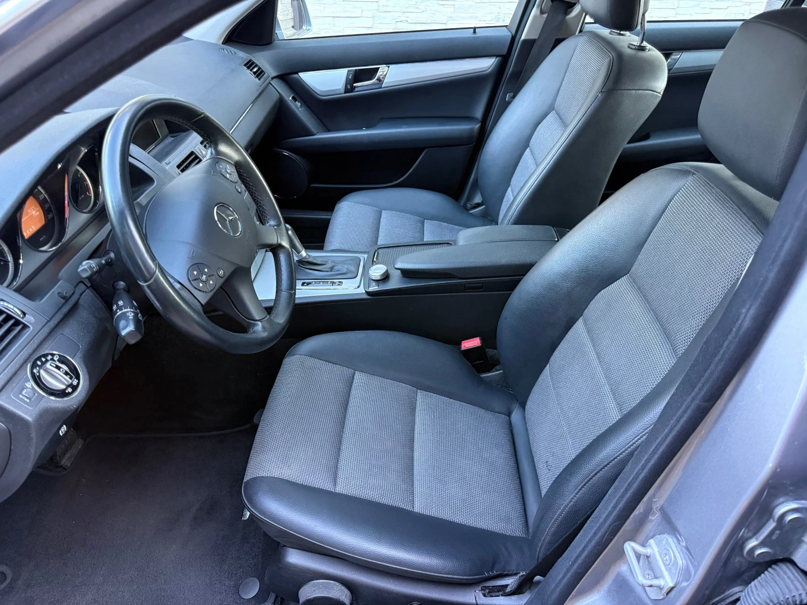 Mercedes-Benz C 200 200 компресор, снимка 5 - Автомобили и джипове - 55238975