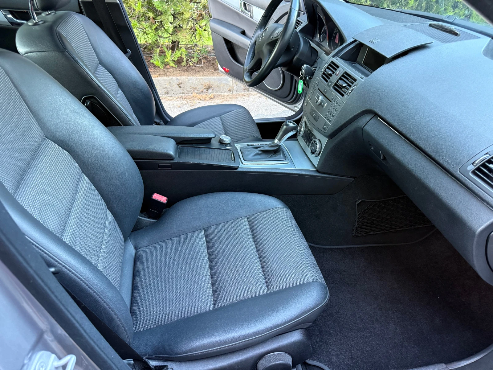 Mercedes-Benz C 200 200 компресор, снимка 6 - Автомобили и джипове - 55238975
