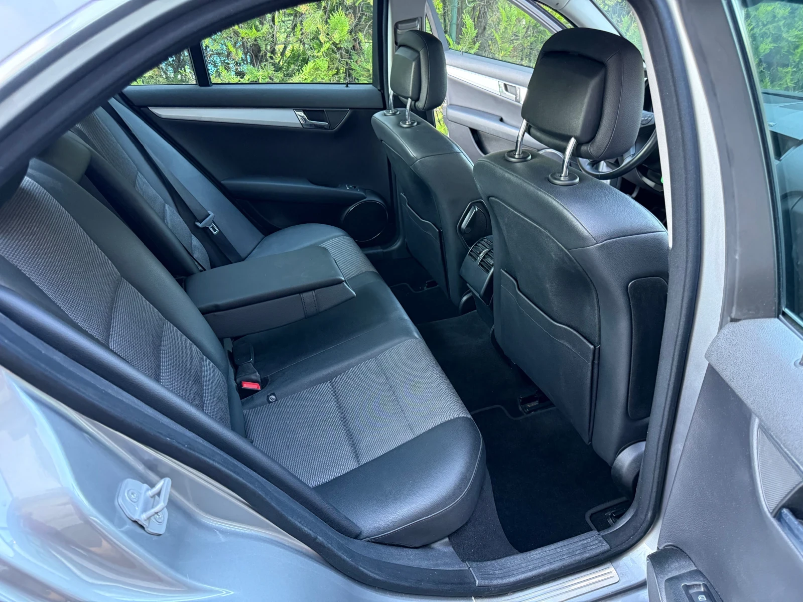 Mercedes-Benz C 200 200 компресор, снимка 7 - Автомобили и джипове - 55238975