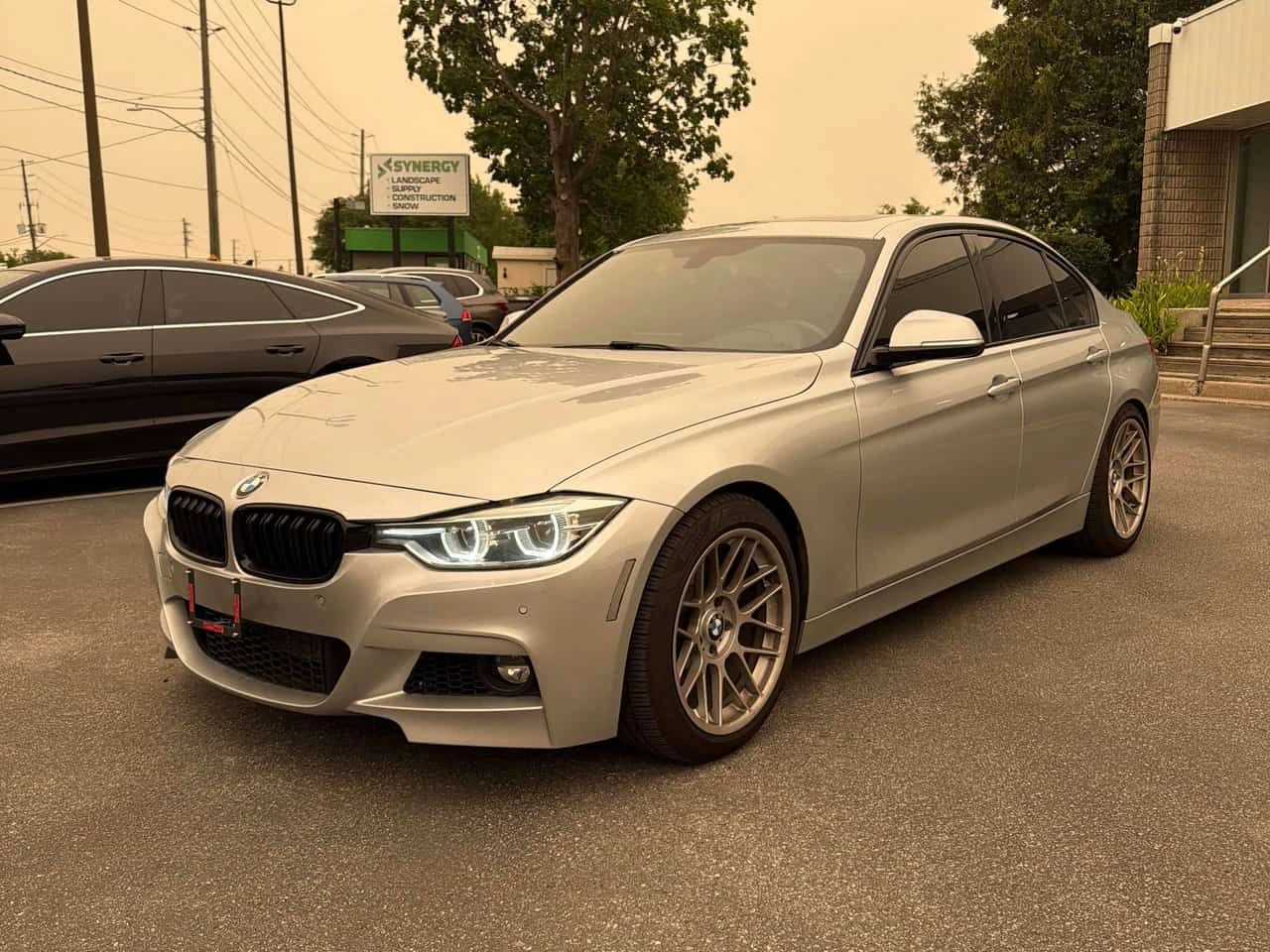 BMW 330 * 330i xDrive * CARFAX * ���� �� �� | Mobile.bg � ����������� 1