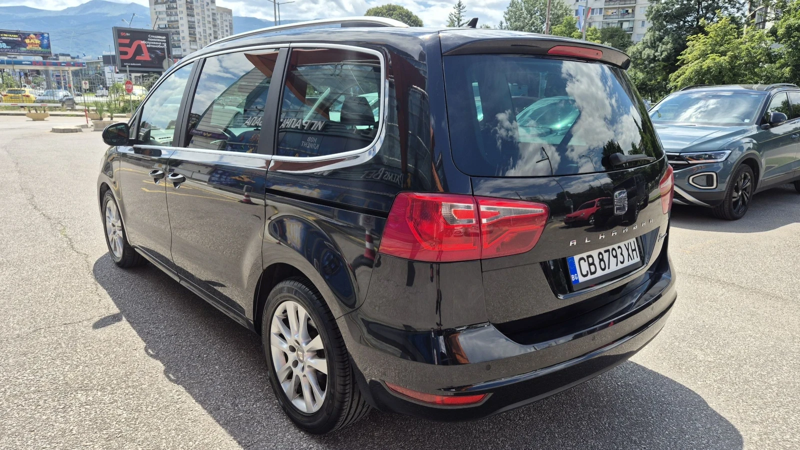 Seat Alhambra 7местен , снимка 4 - Автомобили и джипове - 55324156