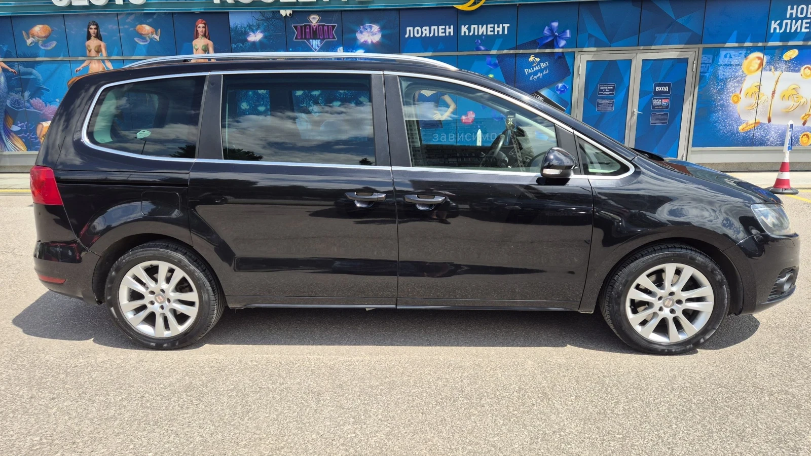 Seat Alhambra 7местен , снимка 3 - Автомобили и джипове - 55324156