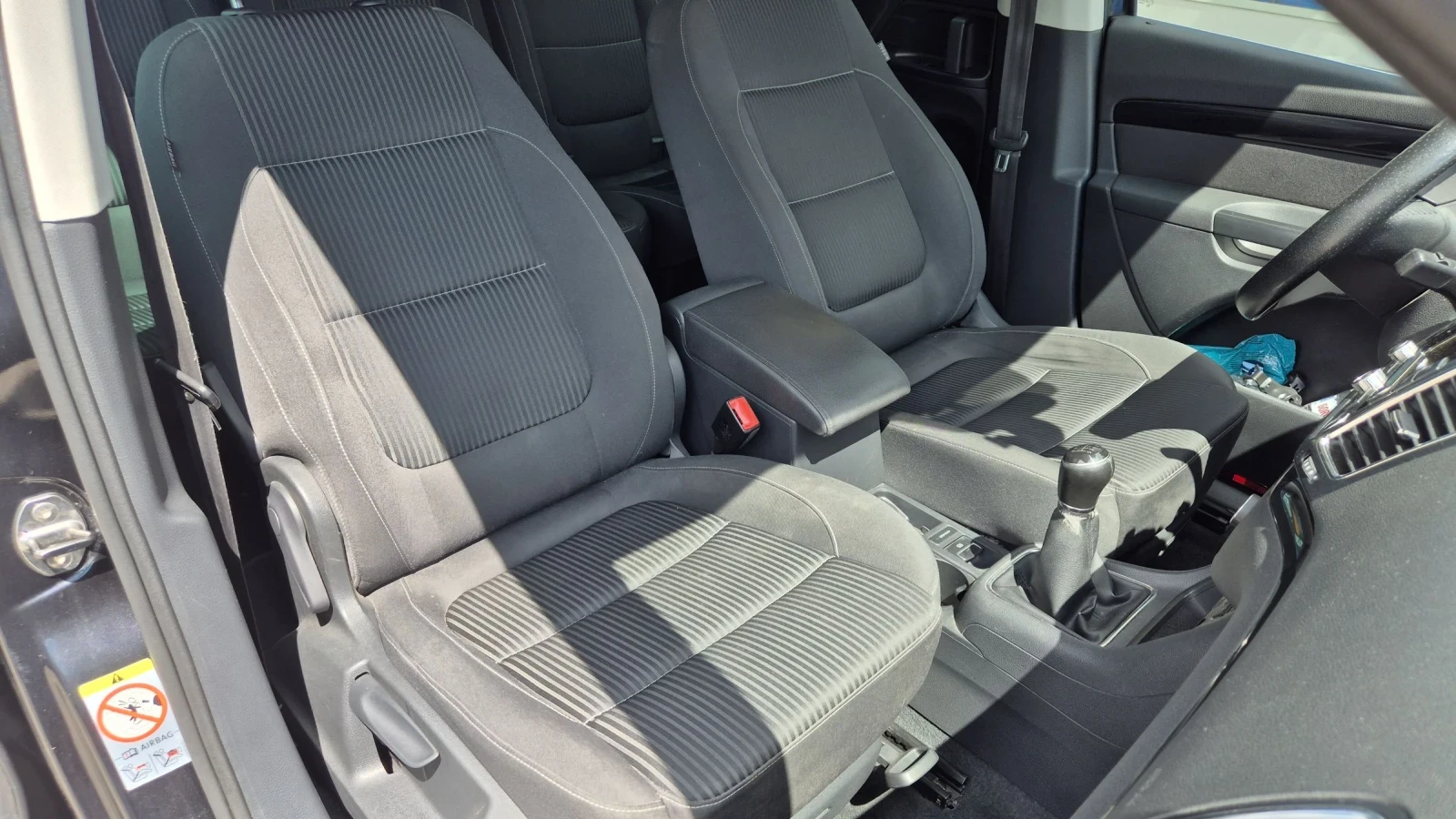 Seat Alhambra 7местен , снимка 10 - Автомобили и джипове - 55324156