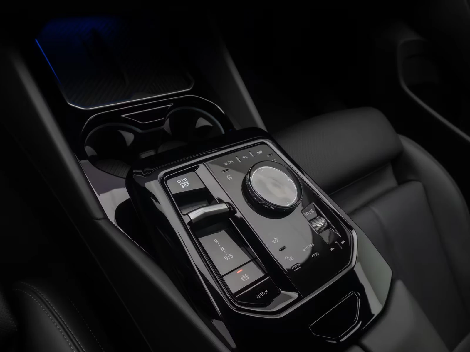 BMW 520 d/197HP/LED/CAM/ACC/KLESS/663z, снимка 16 - Автомобили и джипове - 55457271