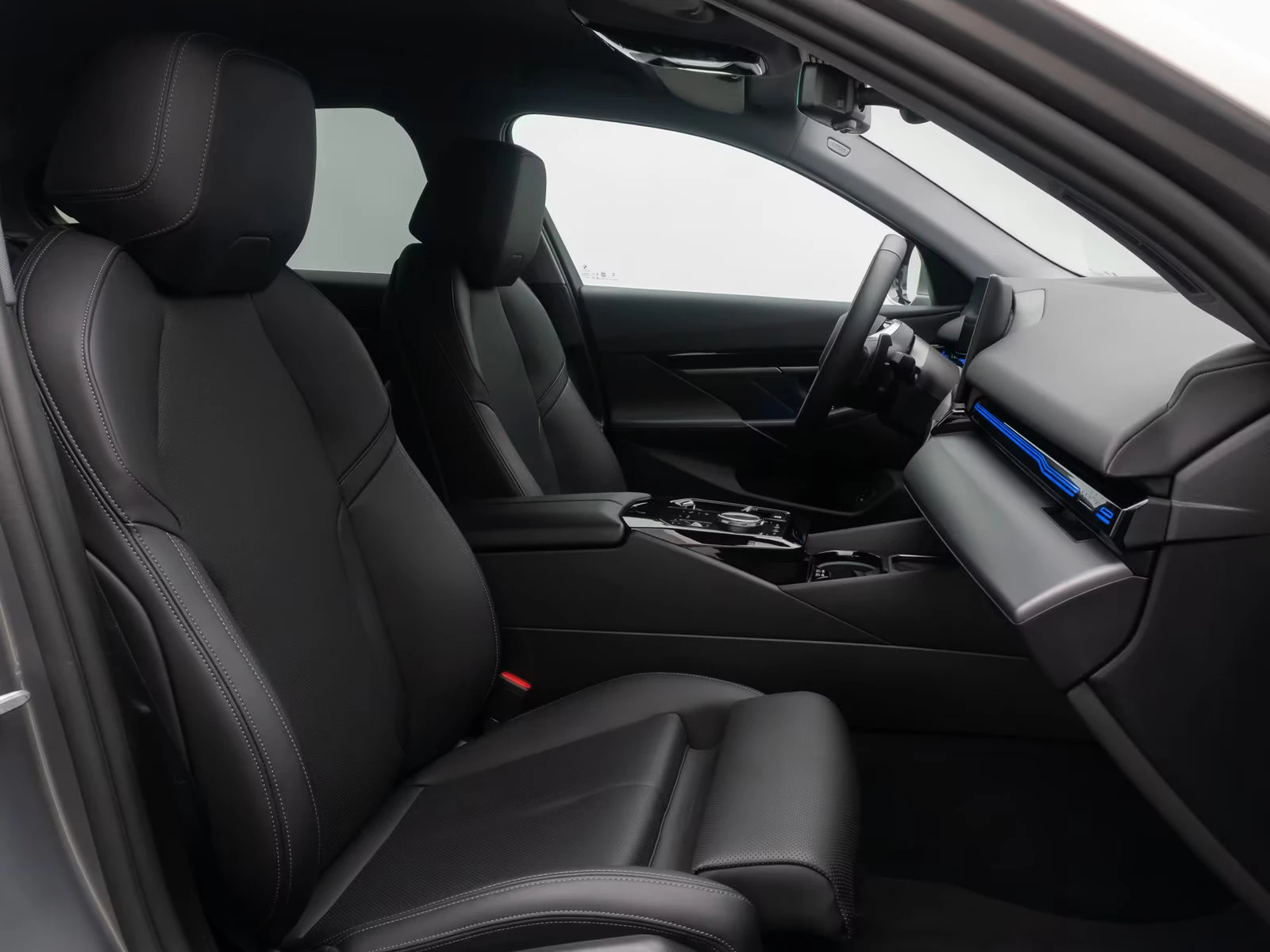 BMW 520 d/197HP/LED/CAM/ACC/KLESS/663z, снимка 13 - Автомобили и джипове - 55457271