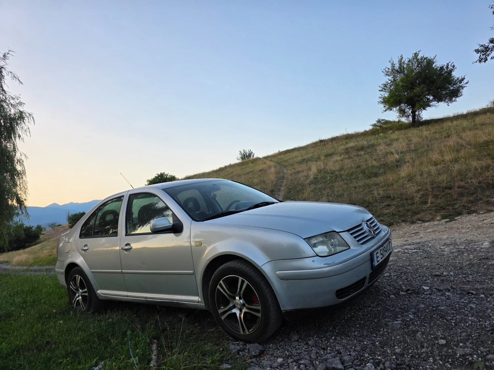 VW Bora, снимка 5 - Автомобили и джипове - 55504392