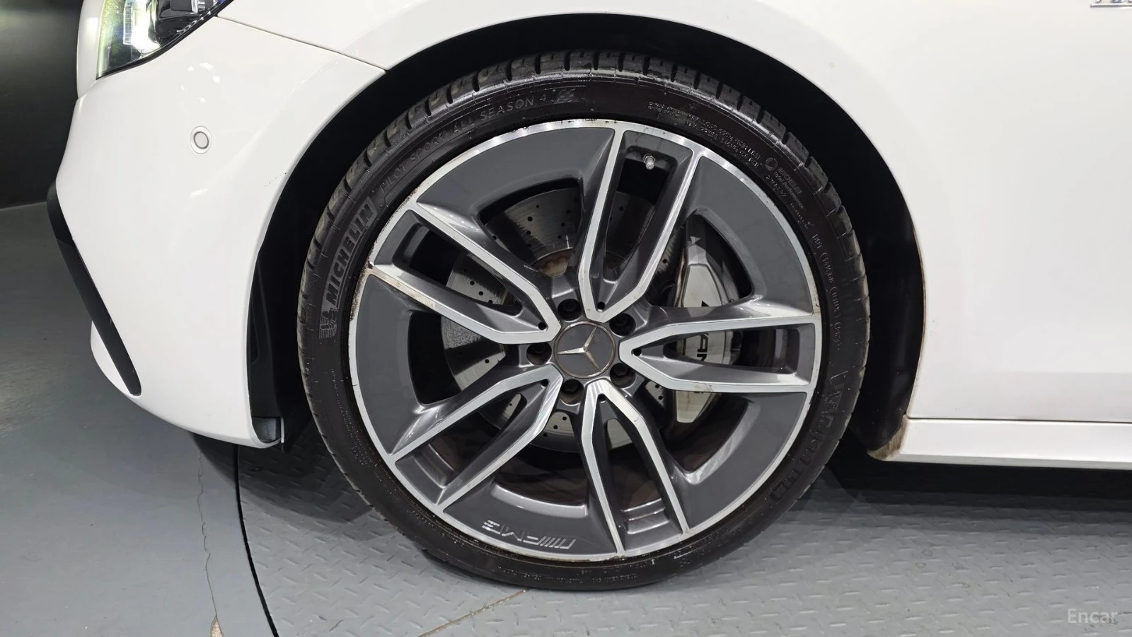 Mercedes-Benz E 53 AMG 4MATIC* DISTRONIC* ПОДГРЕВ* ОБДУХВАНЕ* 360* КАМЕРА, снимка 15 - Автомобили и джипове - 55538753