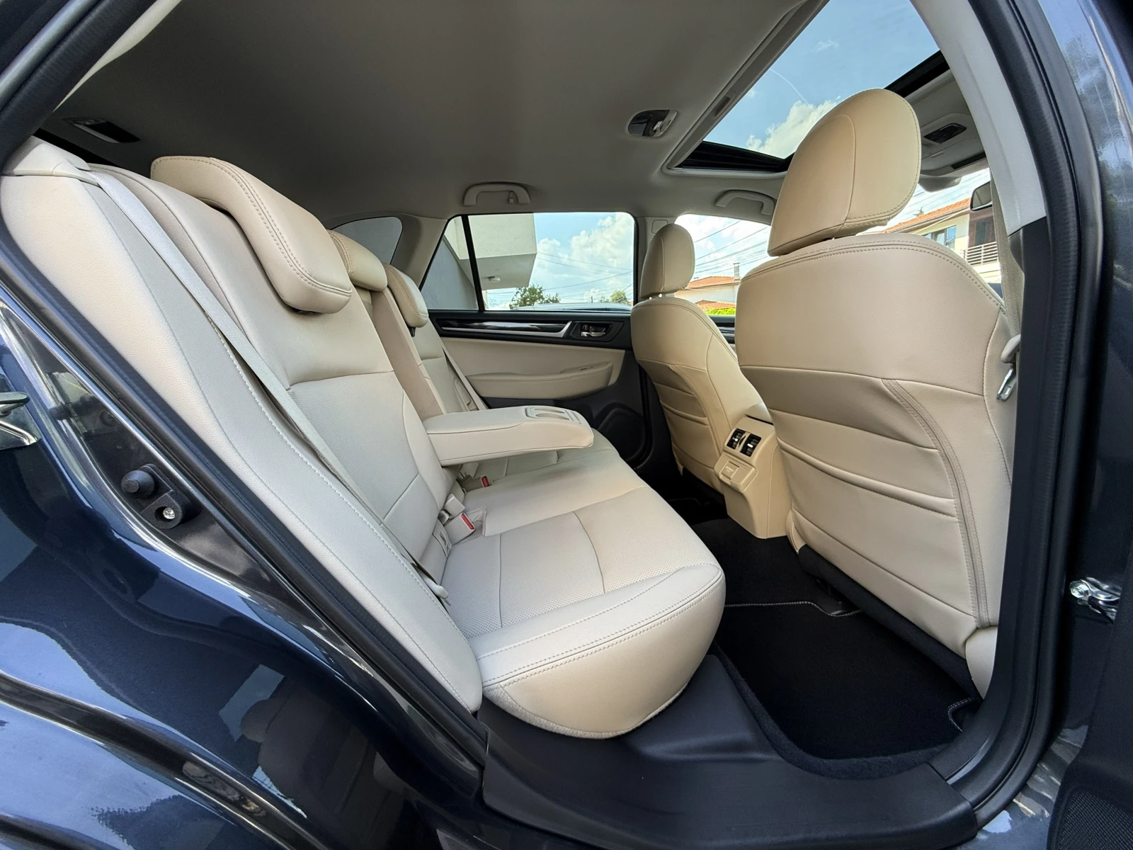 Subaru Outback FACELIFT-2.5i-AVTOMAT-LPG(BRC)-4X4-ШВЕЙЦАРИЯ-FULL-, снимка 16 - Автомобили и джипове - 55836870