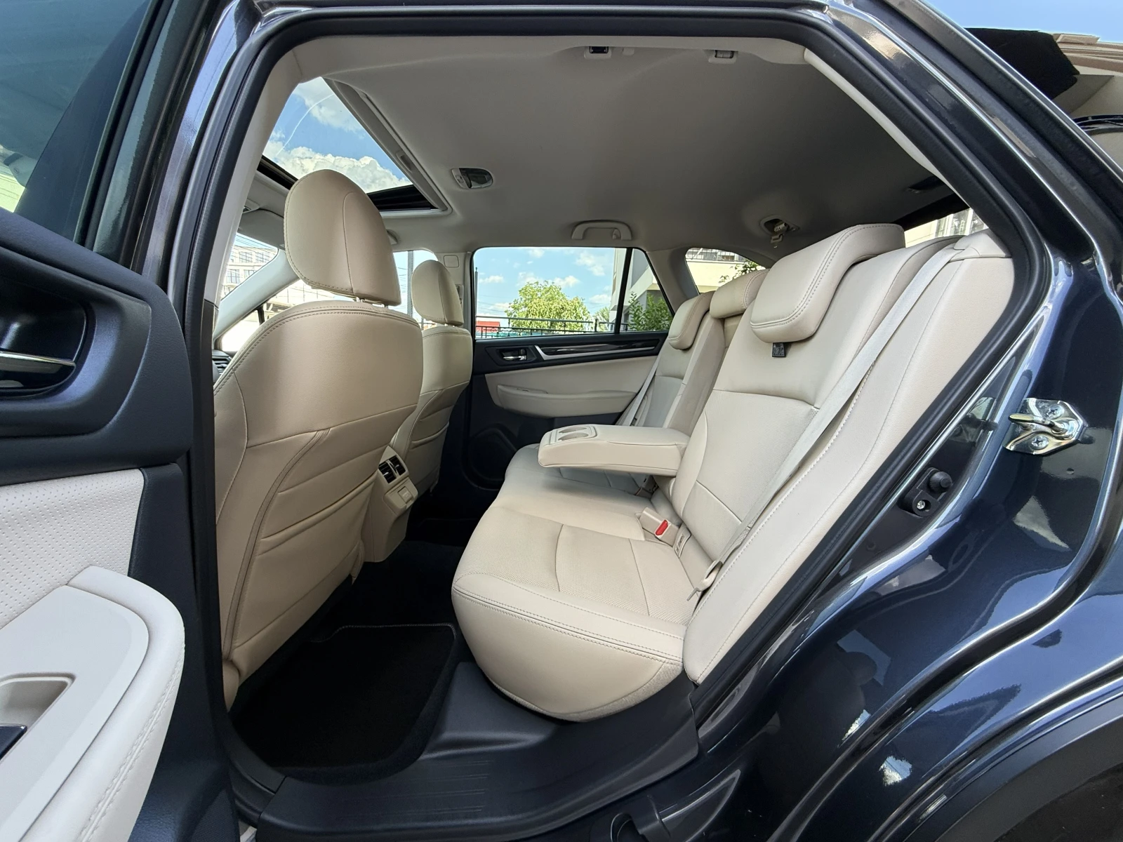 Subaru Outback FACELIFT-2.5i-AVTOMAT-LPG(BRC)-4X4-ШВЕЙЦАРИЯ-FULL-, снимка 15 - Автомобили и джипове - 55836870