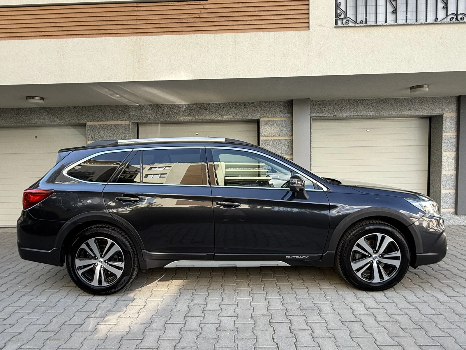 Subaru Outback FACELIFT-2.5i-AVTOMAT-LPG(BRC)-4X4-ШВЕЙЦАРИЯ-FULL-, снимка 4 - Автомобили и джипове - 55836870