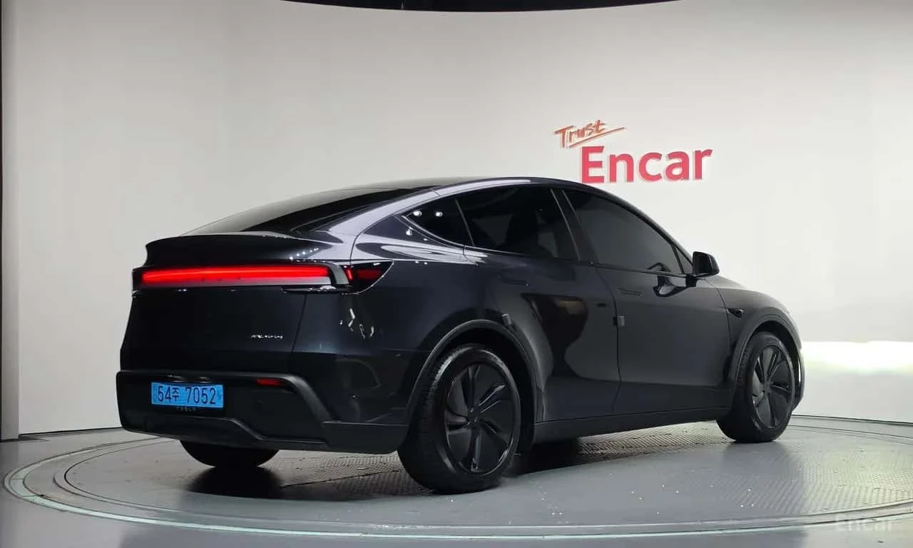 Tesla Model Y * Premium Long Range AWD * , снимка 2 - Автомобили и джипове - 56483629
