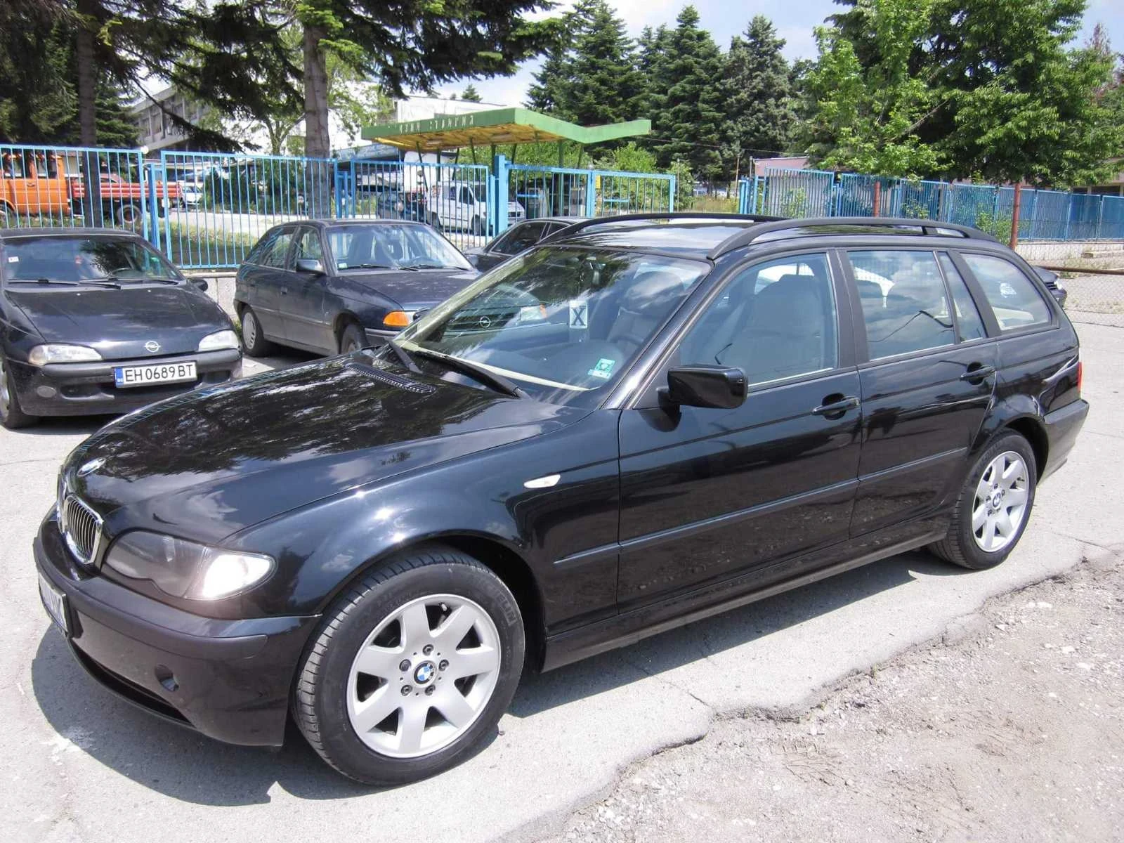 BMW 320, снимка 2 - Автомобили и джипове - 56616321