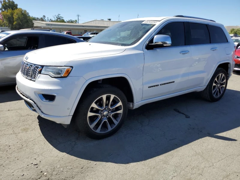 Jeep Grand cherokee OVERLAND дистроник* Harman/Kardon* обдух* пано* , снимка 2 - Автомобили и джипове - 47534445