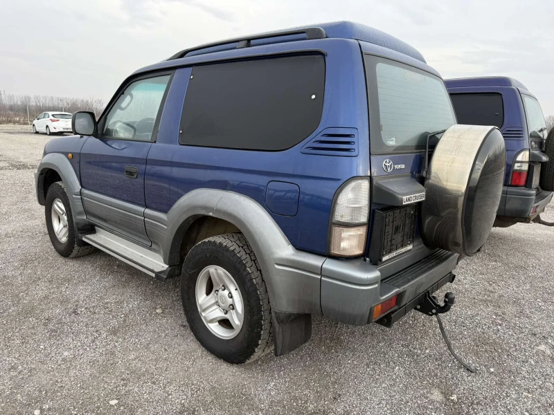 Toyota Land cruiser 3.0 TD, снимка 3 - Автомобили и джипове - 48888842