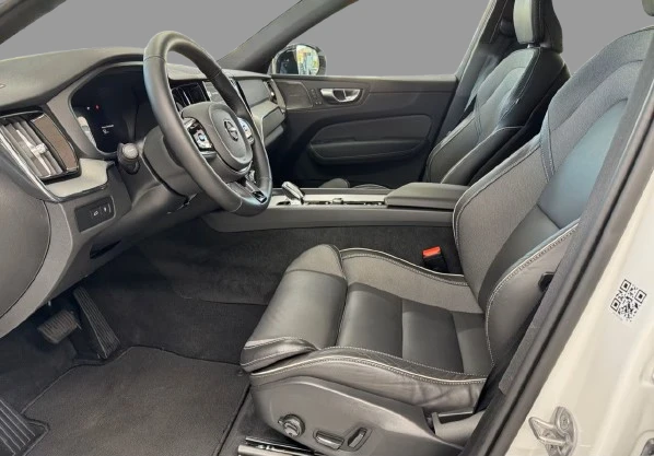 Volvo XC60 T6 Recharge AWD = Plus Dark = Гаранция - изображение 5