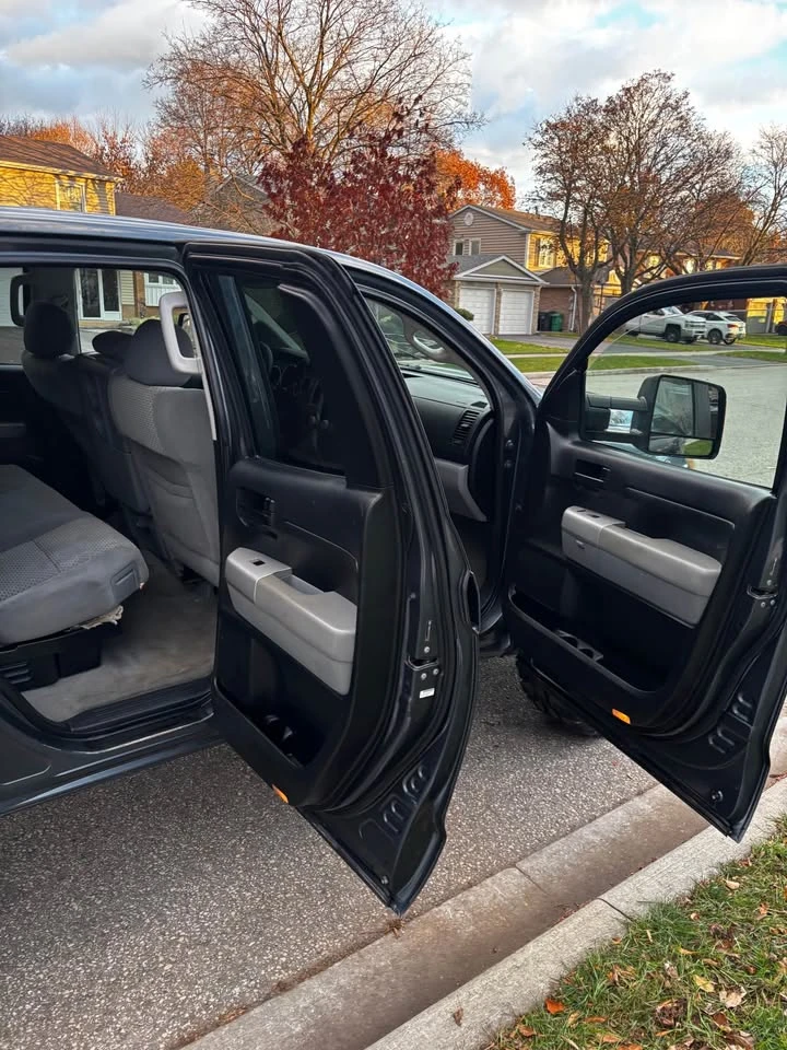 Toyota Tundra CARFAX* АВТОФИНАНСИРАНЕ* БЕЗ ПЪРВОНАЧАЛНА ВНОСКА*  - изображение 4