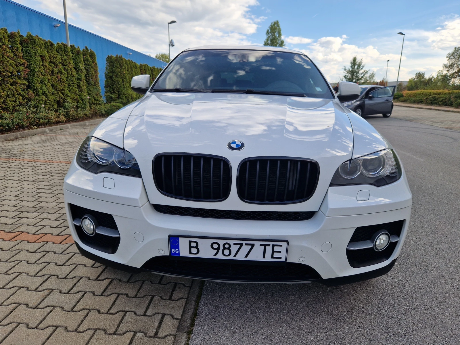 BMW X6 3.0d - изображение 8