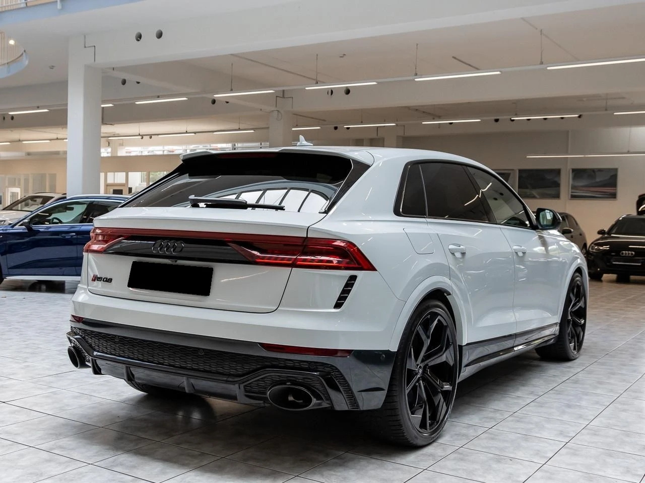 Audi RSQ8 4.0 TFSI/CARBON/MATRIX/LIFT/B&O/PANO/HEAD UP/360/ - изображение 8