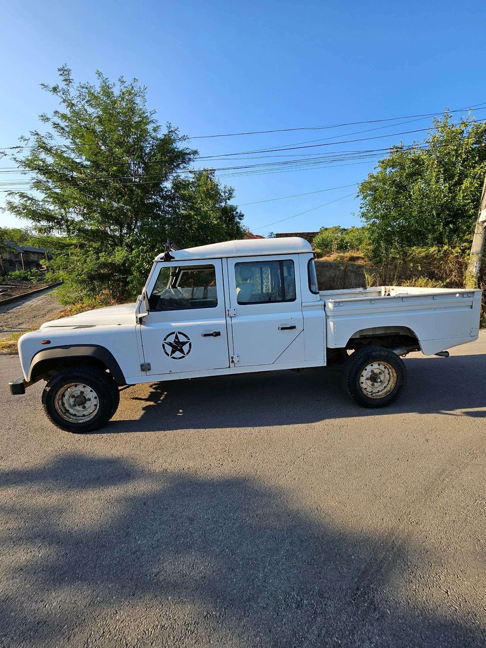 Land Rover Defender  - изображение 8