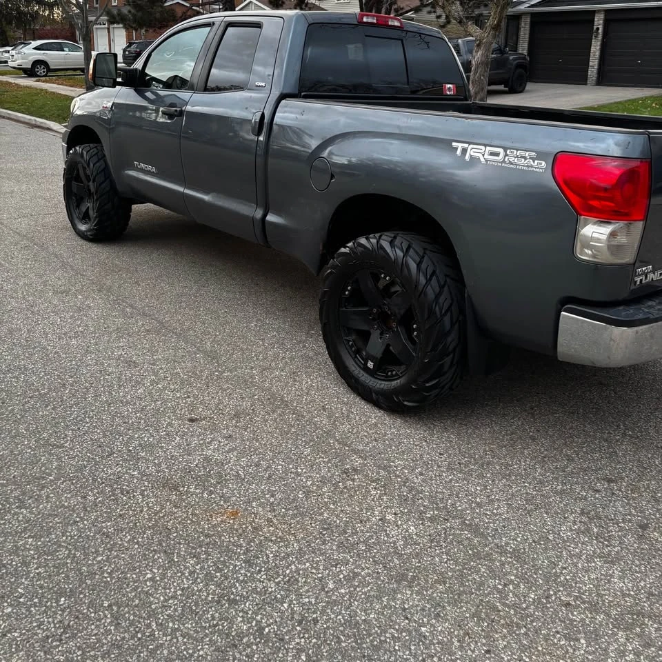 Toyota Tundra CARFAX* АВТОФИНАНСИРАНЕ* БЕЗ ПЪРВОНАЧАЛНА ВНОСКА*  - изображение 2