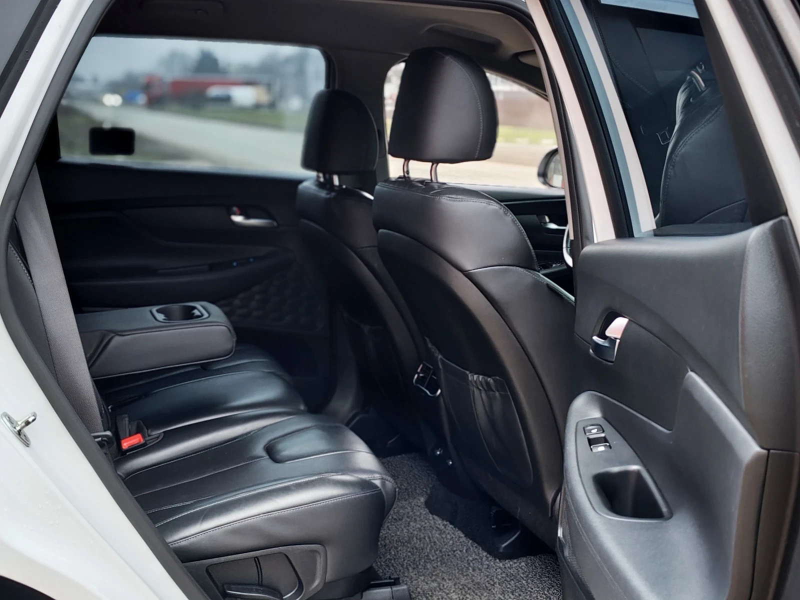 Hyundai Santa fe 2.2CRDi/FACELIFT/PREMIUN/4WD/8 ��/DISTRONIC/F1 | Mobile.bg � ����������� 17