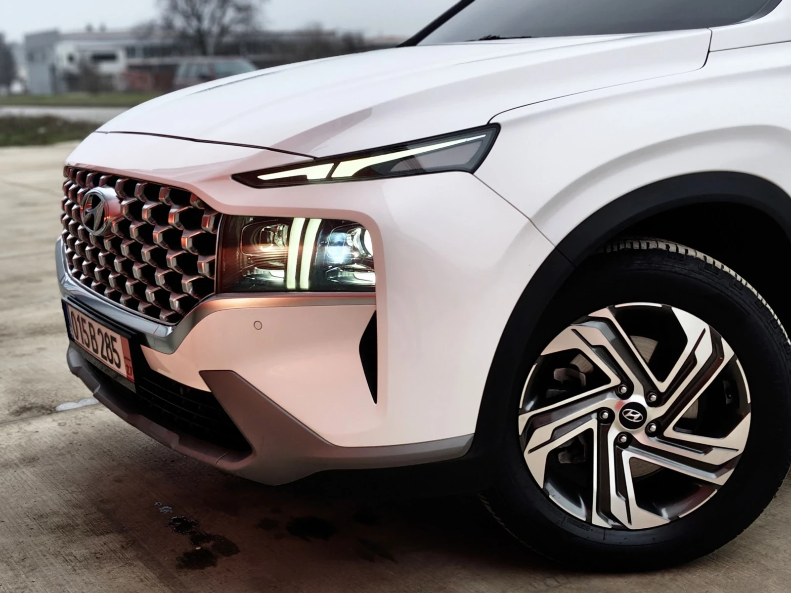 Hyundai Santa fe 2.2CRDi/FACELIFT/PREMIUN/4WD/8 СК/DISTRONIC/F1 - изображение 5