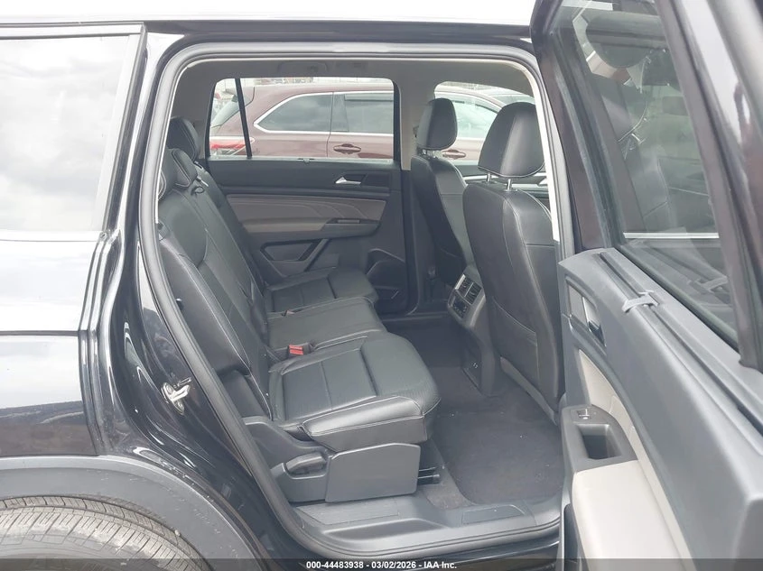 VW Atlas 3.6l Volkswagen 3.6L V6 Se W/Technology, снимка 8 - Автомобили и джипове - 53863445