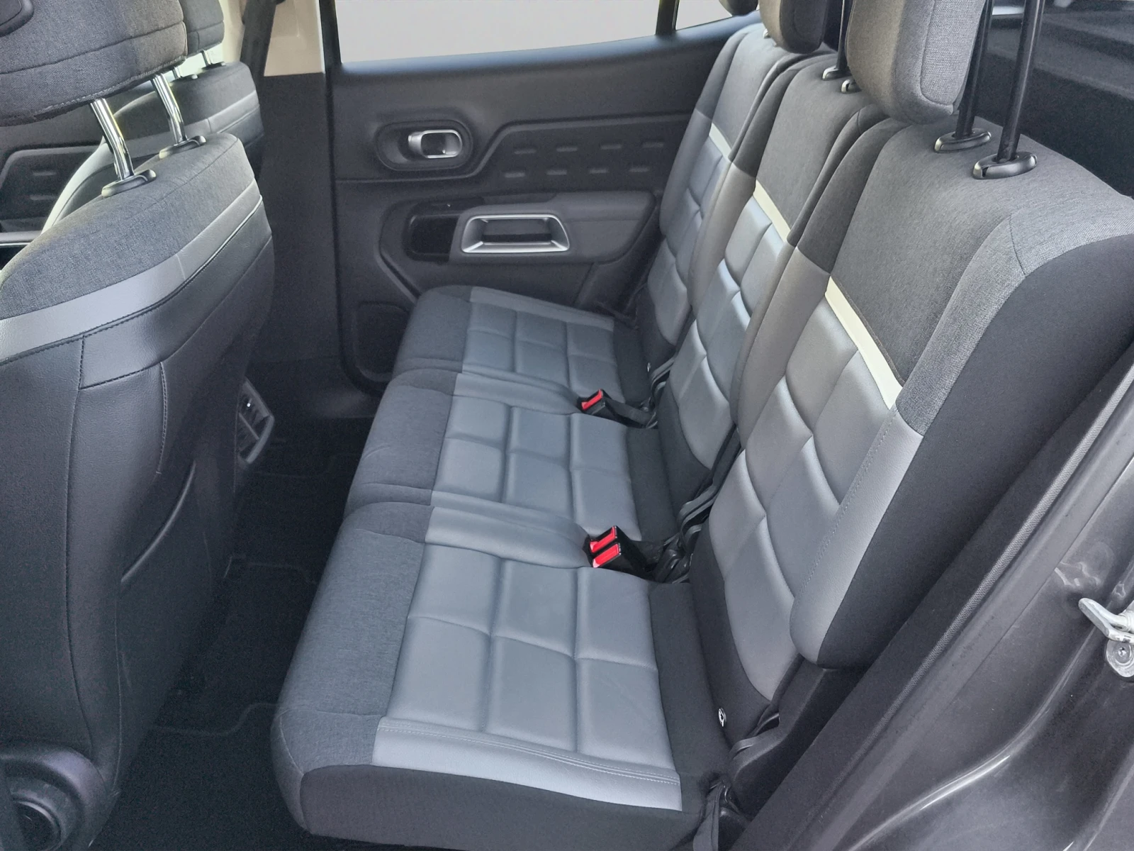 Citroen C5 Aircross BlueHDi 130 S&S EAT8 E6 // 2006R14, снимка 12 - Автомобили и джипове - 54087067