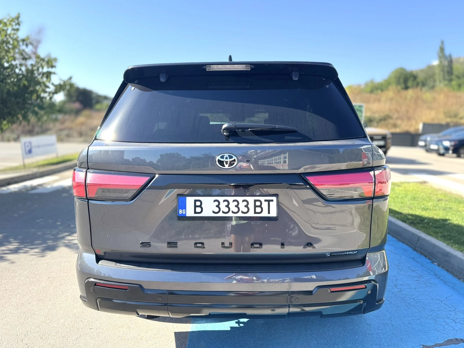 Toyota Sequoia Platinum, снимка 9 - Автомобили и джипове - 54577185