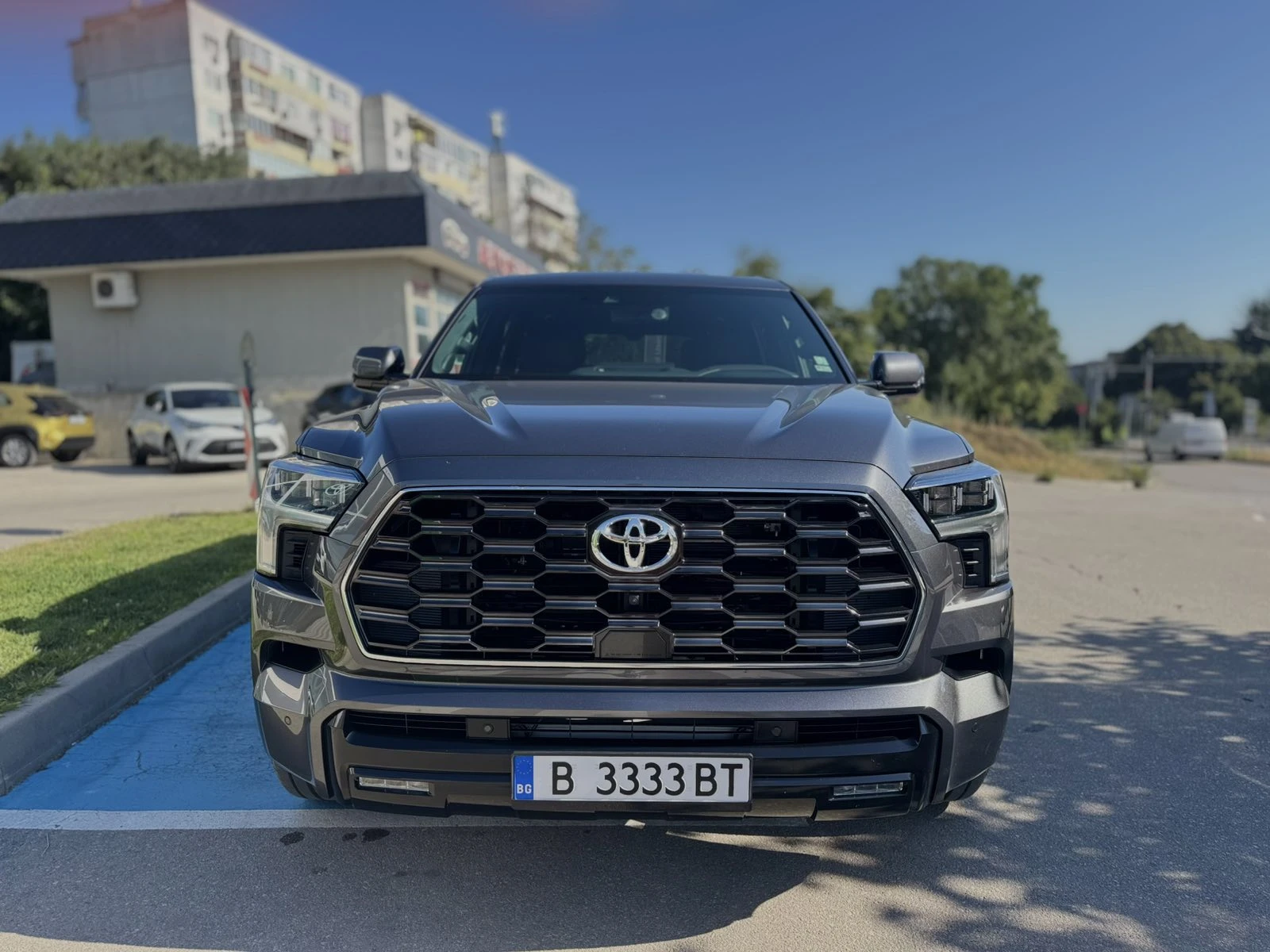 Toyota Sequoia Platinum, снимка 8 - Автомобили и джипове - 54577185