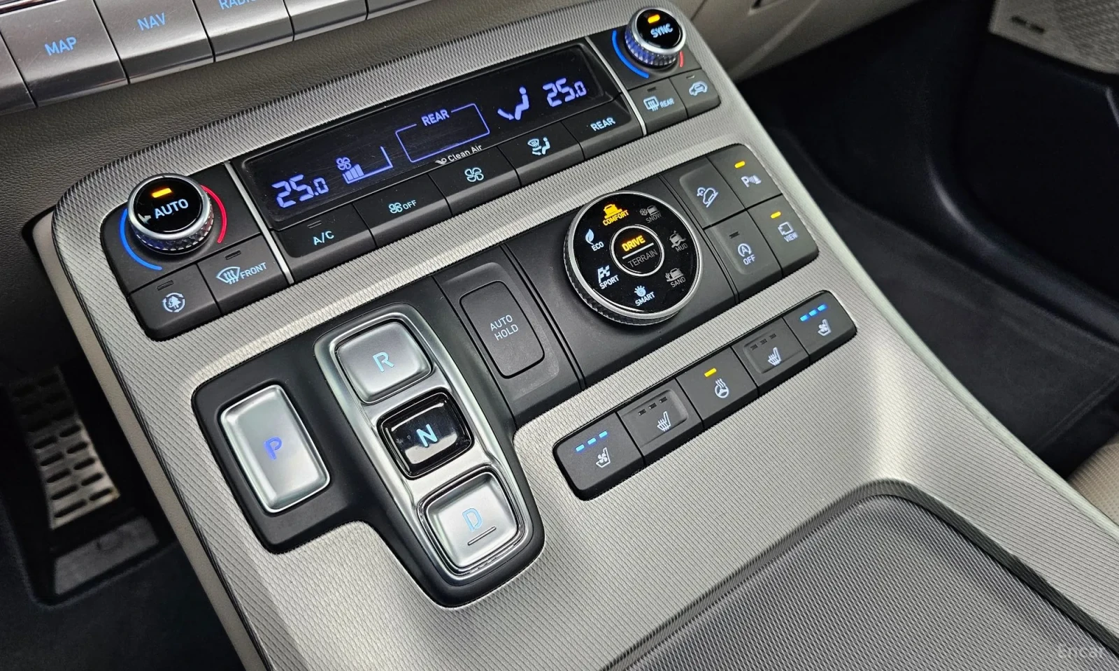 Hyundai Palisade Diesel 2.2 4WD Prestige, снимка 9 - Автомобили и джипове - 55049675
