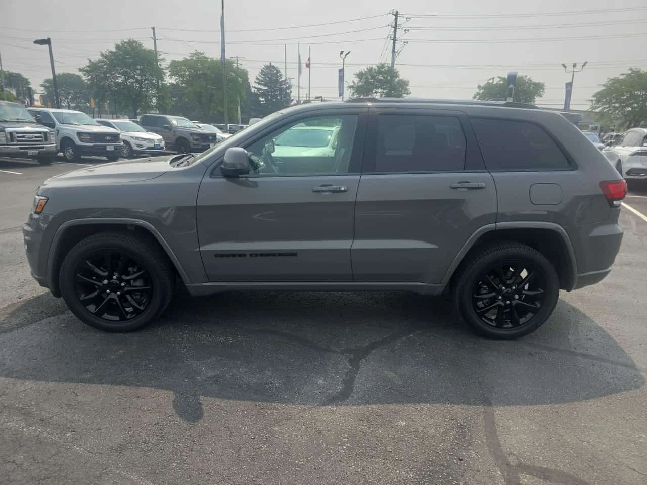 Jeep Grand cherokee * Altitude * CARFAX * ОПЦИЯ ЗА ФИНАНСИРАНЕ, снимка 15 - Автомобили и джипове - 55326949