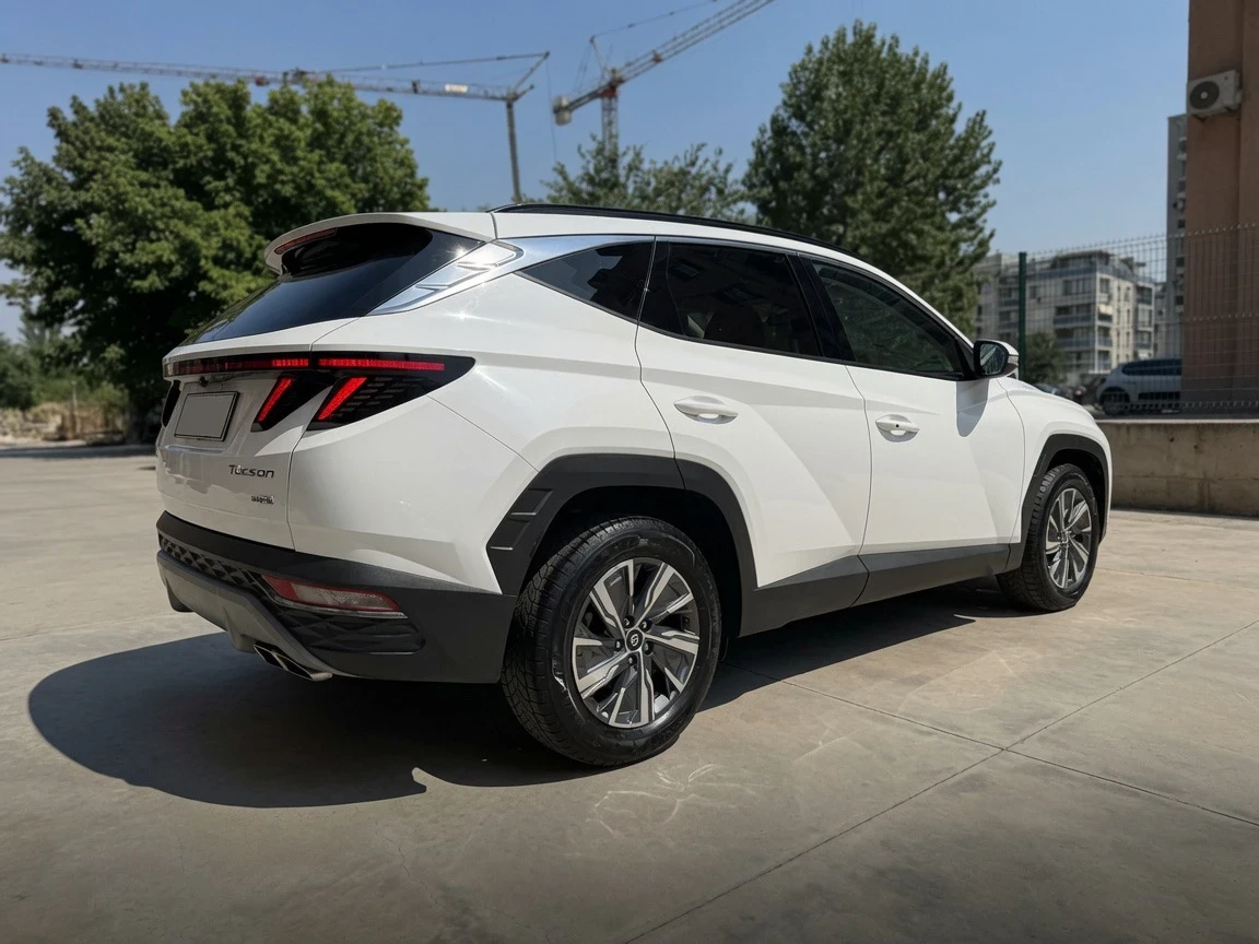 Hyundai Tucson 1.6 HYBRID, снимка 6 - Автомобили и джипове - 55351866
