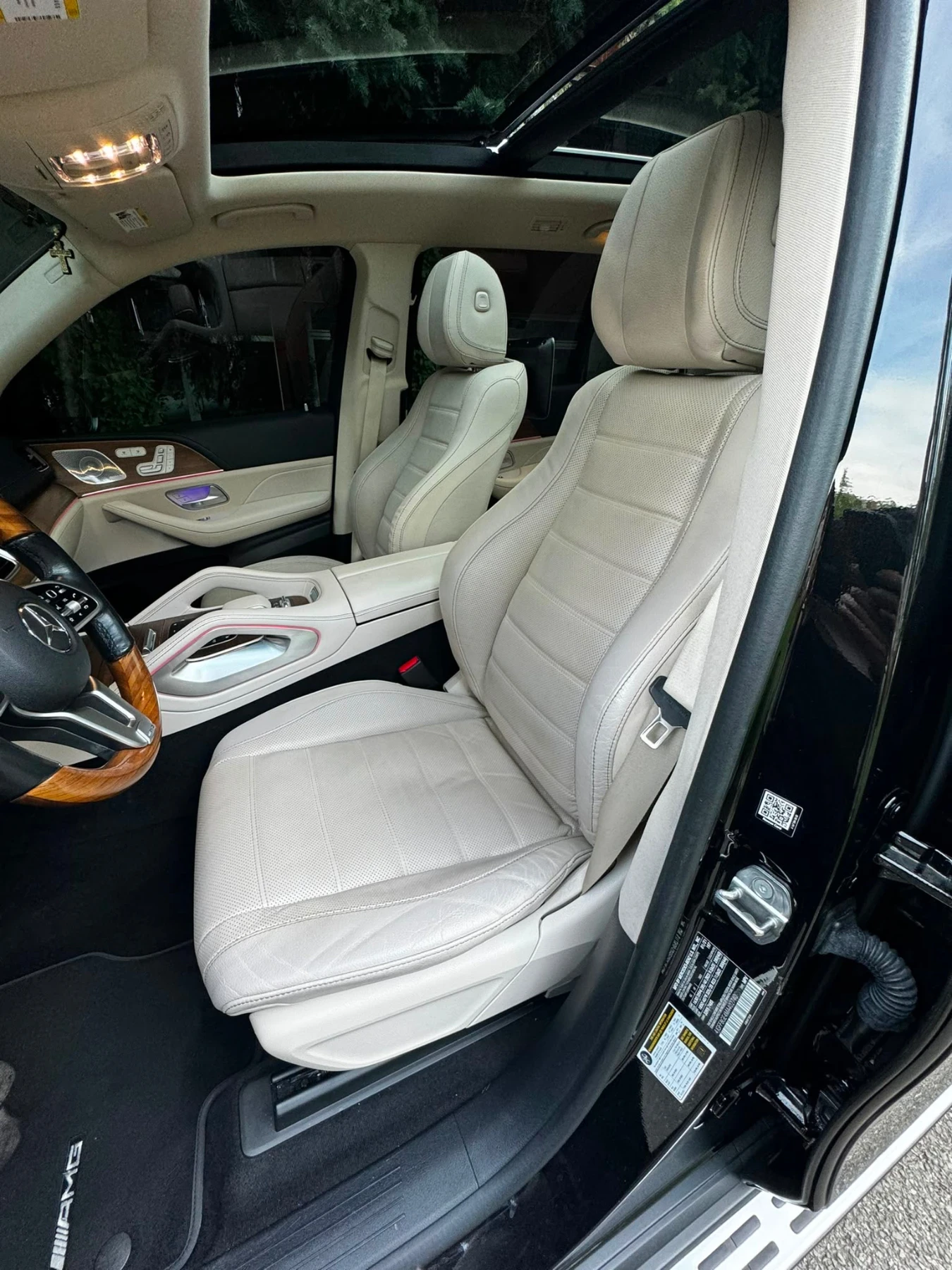 Mercedes-Benz GLS580, снимка 8 - Автомобили и джипове - 55436822