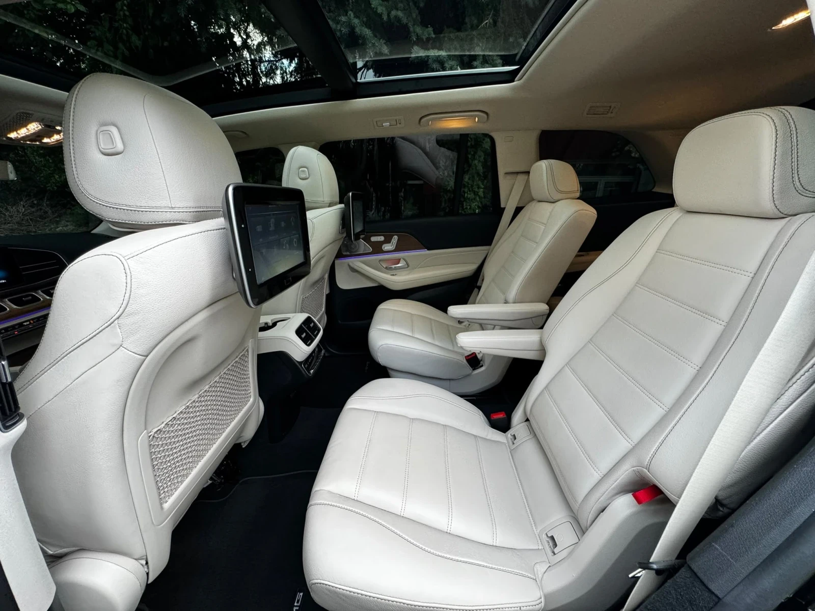 Mercedes-Benz GLS580, снимка 10 - Автомобили и джипове - 55436822