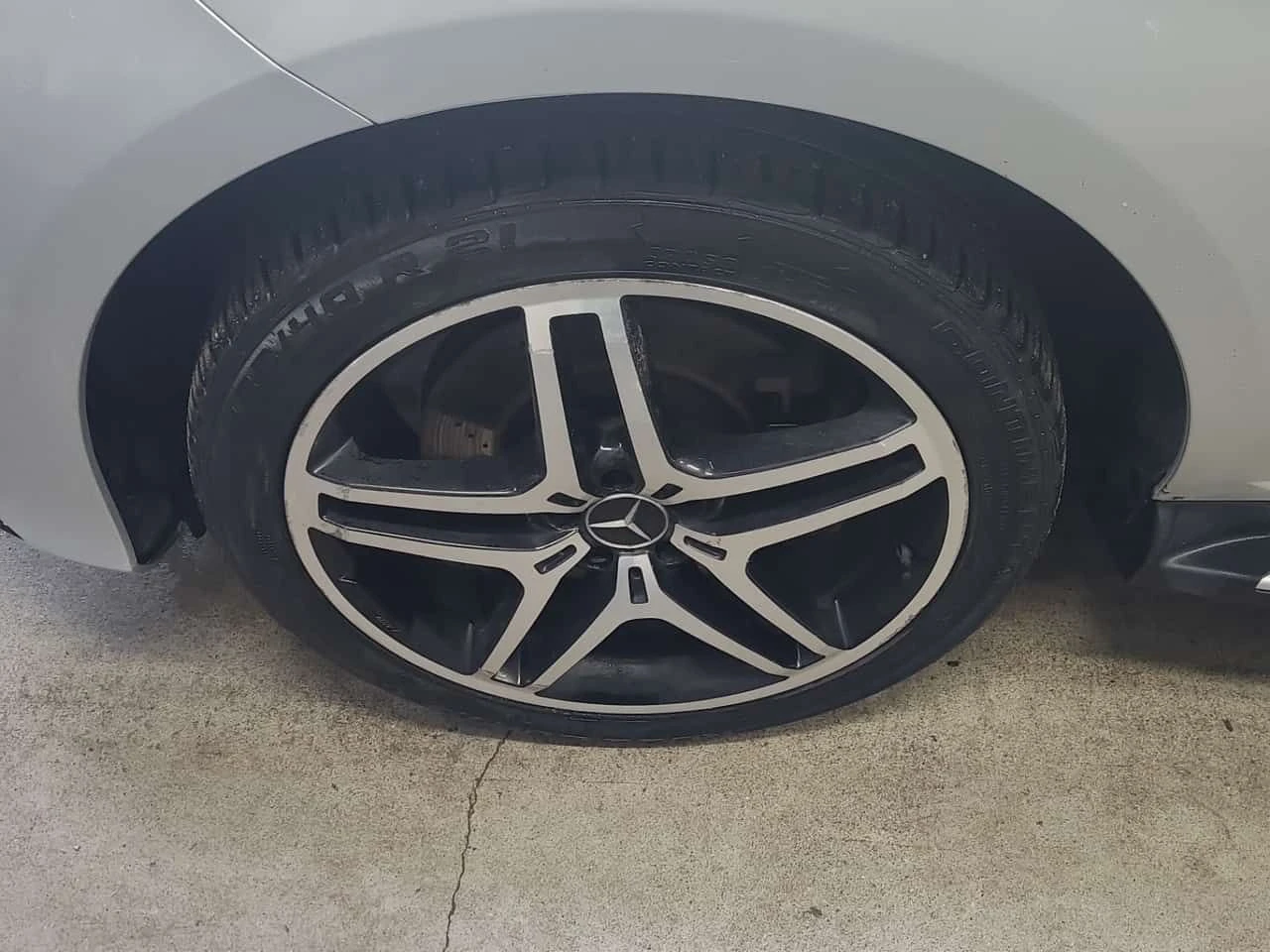 Mercedes-Benz GLE 43 AMG / 360 / DIS / Harman Kardon / CARFAX, снимка 7 - Автомобили и джипове - 55677704