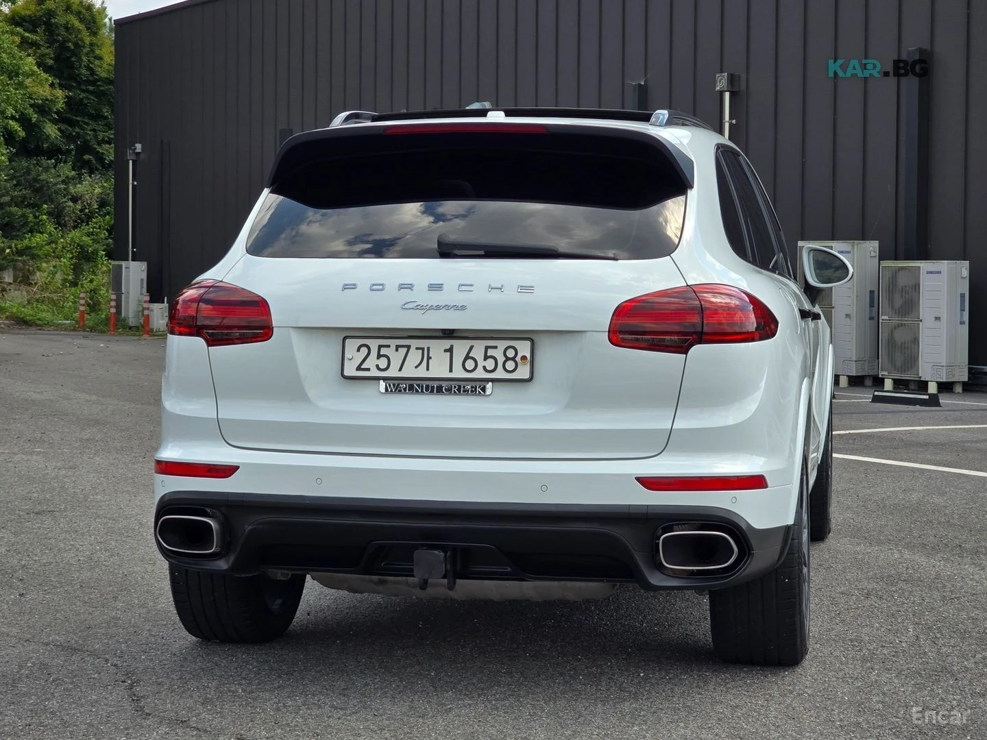 Porsche Cayenne Platinum Edition* КОЖА* ПОДГРЕВ* НАВИ* ПАНО* КАМЕР, снимка 2 - Автомобили и джипове - 56198498