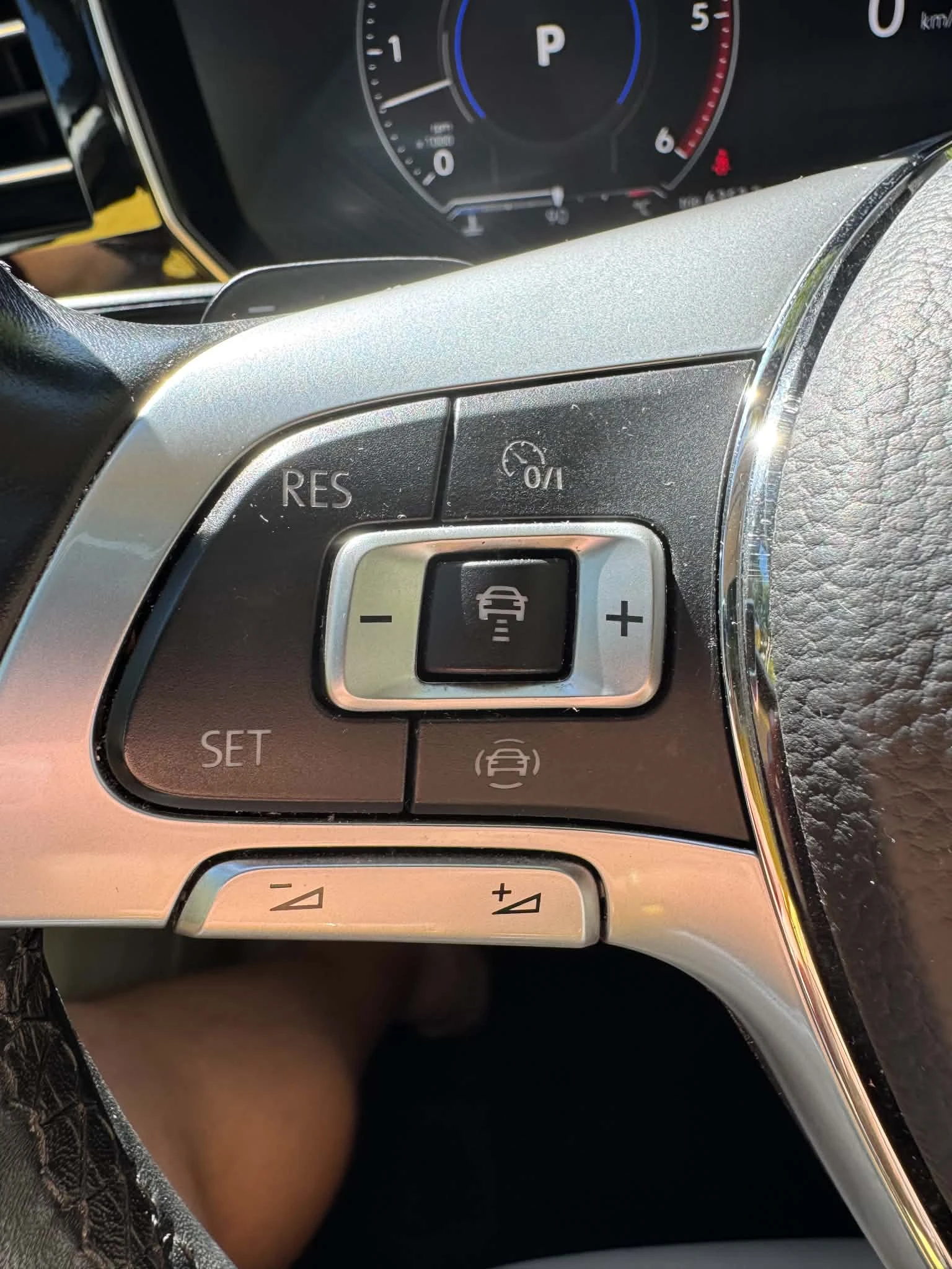 VW Touareg 3.0 V6 TDI R-line | Mobile.bg � ����������� 9