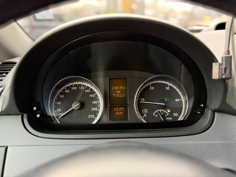 Mercedes-Benz Vito 6 МЕСЕЦА ГАРАНЦИЯ/2.2CDI 116к.с. 6 Местен, снимка 14 - Бусове и автобуси - 53109177