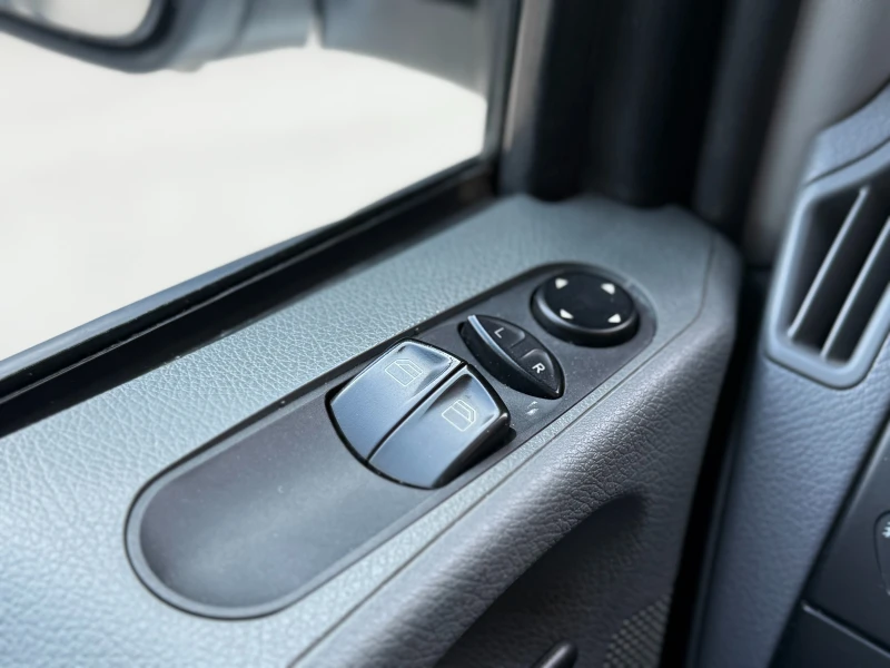 Mercedes-Benz Vito 6 МЕСЕЦА ГАРАНЦИЯ/2.2CDI 116к.с. 6 Местен, снимка 17 - Бусове и автобуси - 53109177