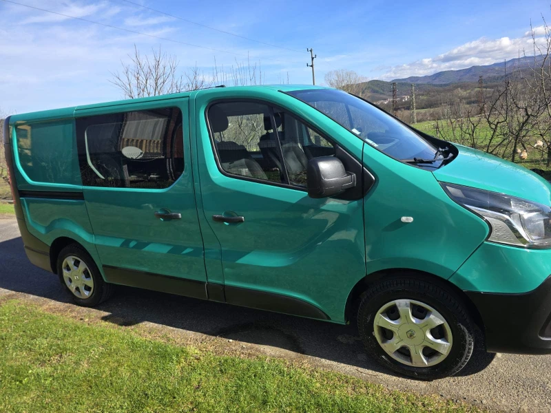 Renault Trafic, снимка 2 - Бусове и автобуси - 53540657