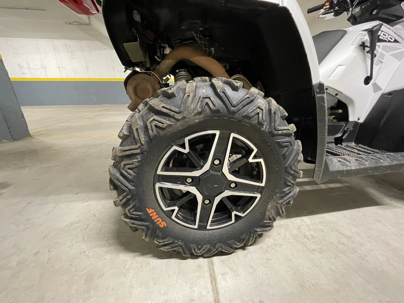 Polaris Sportsman XP 1000 TOURING, снимка 10 - Мотоциклети и мототехника - 54224096