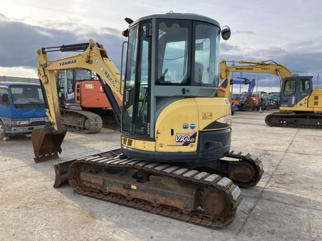 Багер Yanmar VIO40-5B / КАБИНА С КЛИМАТИК / ОЧАКВАН ВНОС !!!, снимка 3 - Индустриална техника - 55008649