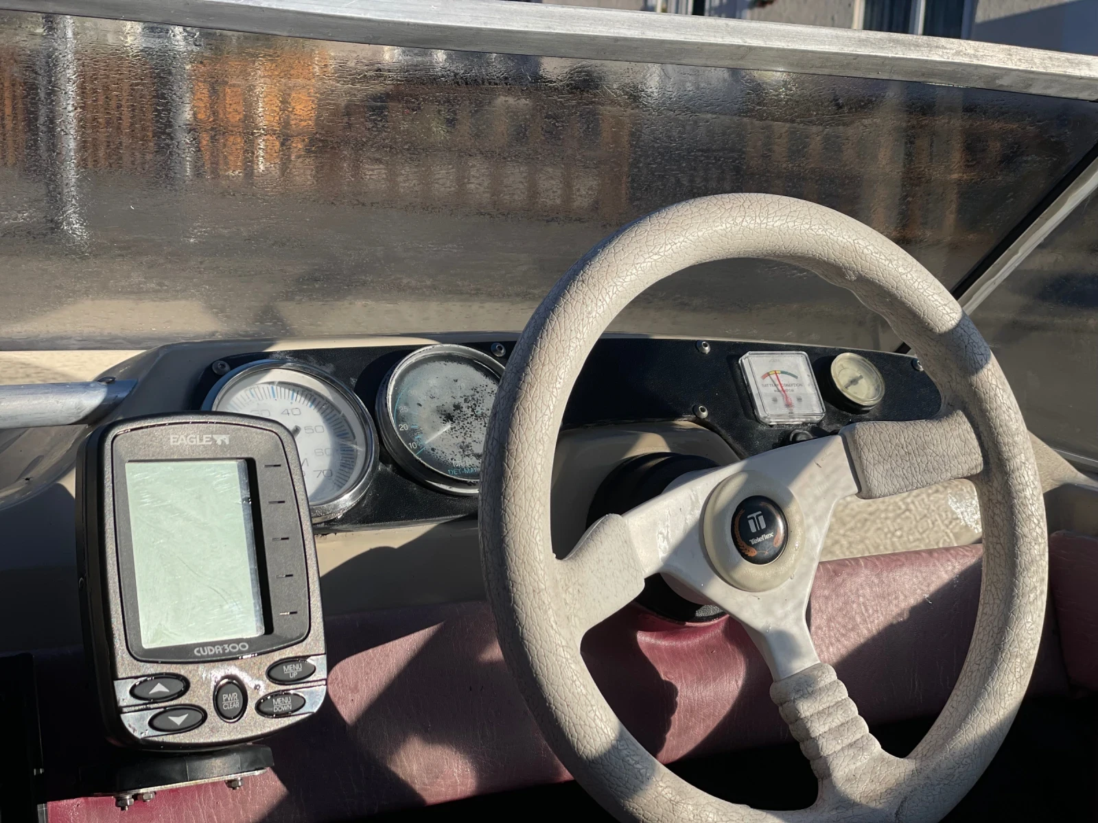 Моторна яхта Fletcher Bravo - изображение 3