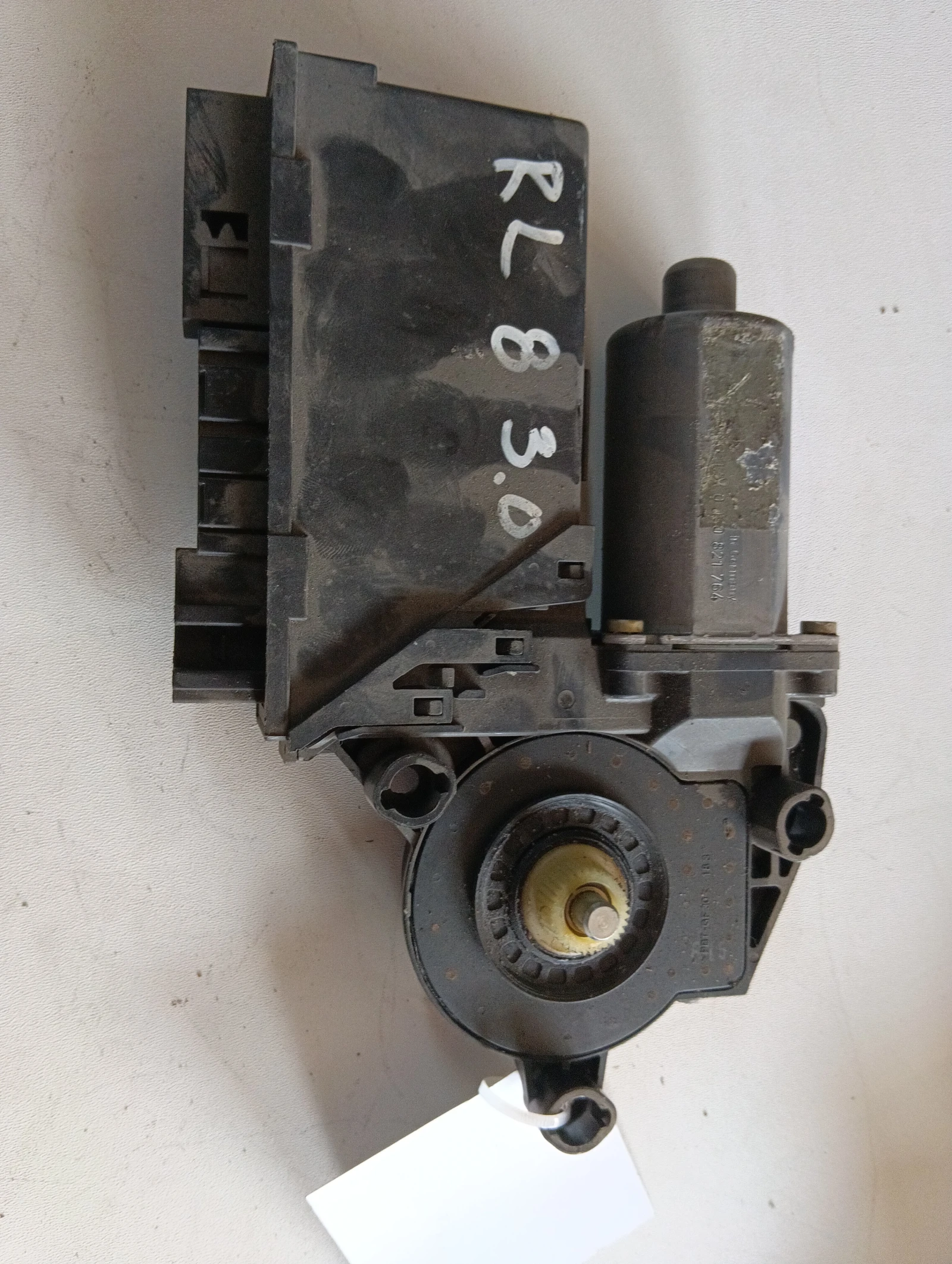 ел.машинка за задно ляво  4E0910802A 4E0959801C Audi A8