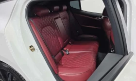 Kia Stinger, снимка 12
