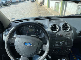 Ford Fiesta, снимка 10 - Автомобили и джипове - 45834991