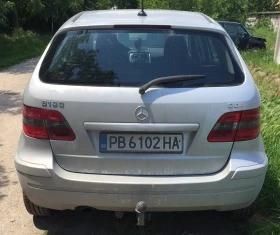 Mercedes-Benz B 180, снимка 1