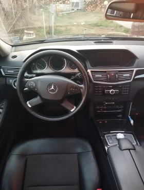 Mercedes-Benz E 250 2.5, снимка 6